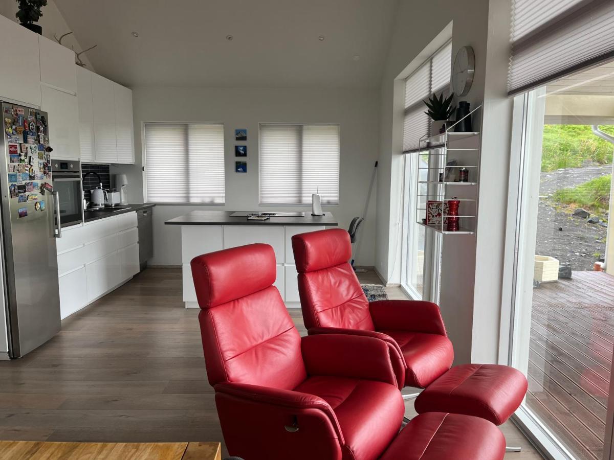 Akureyri - Cabin With An Amazing View Bagian luar foto